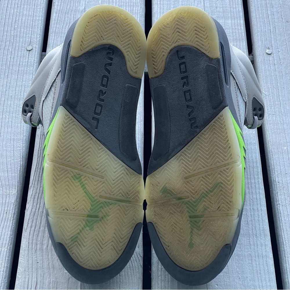Air Jordan 5 Retro Green Bean 2022 Men’s Athletic Sneakers Size 10 DM9014-003 - Picture 10 of 11
